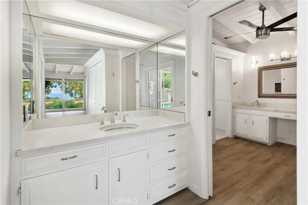 360 Via Almar, Palos Verdes Estates, California 90274 home-pic-9
