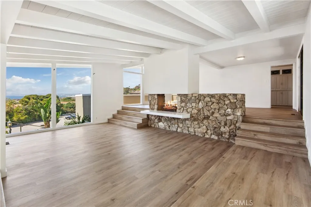 360 Via Almar, Palos Verdes Estates, California 90274 home-pic-3
