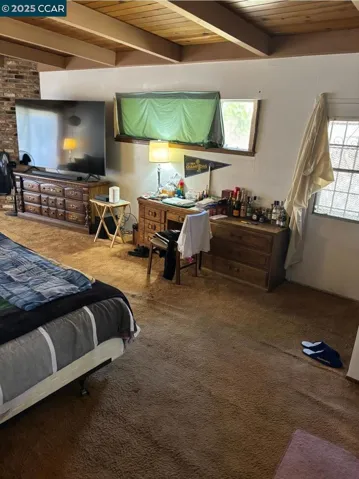 Bonus Room with Separate Entrance