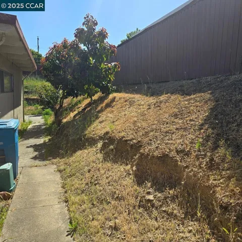 Walkway to Separate Entrance