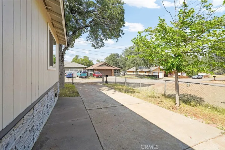 16227 17th Avenue, Clearlake, California 95422