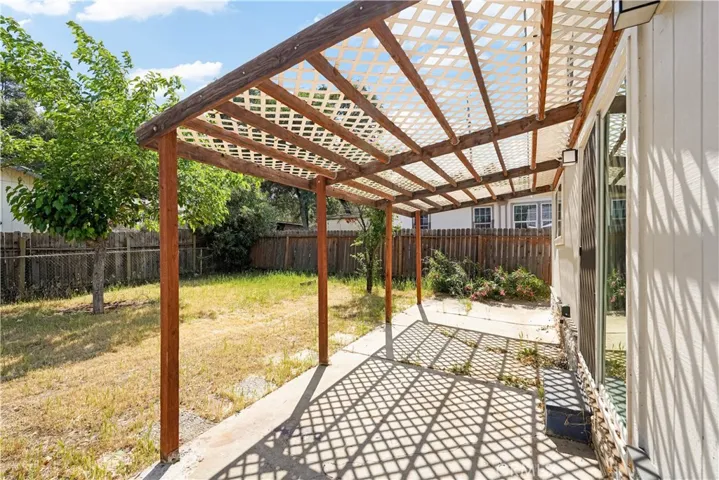 16227 17th Avenue, Clearlake, California 95422