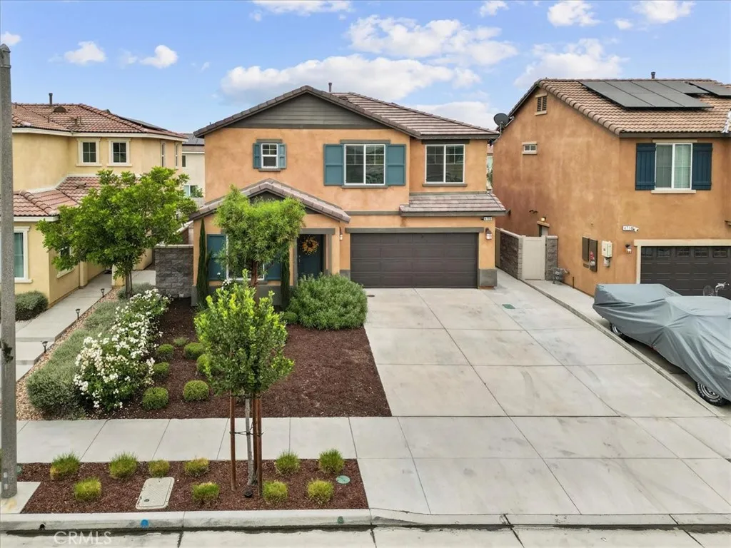 4706 Vanderham Way, Eastvale, California 91752 home-pic-35