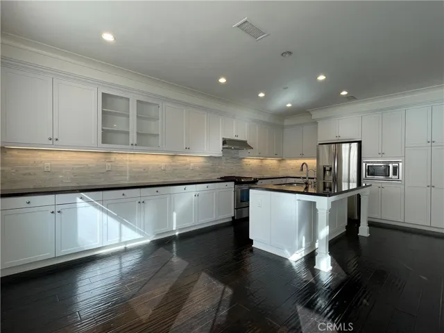 108 Pendant, Irvine, California 92620