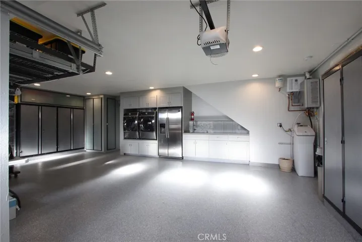 3 car garage