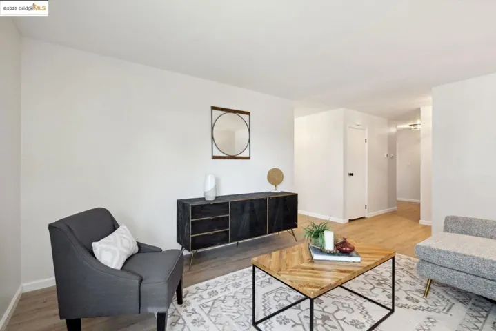 6419 Dallas Way, Sacramento, California 95823