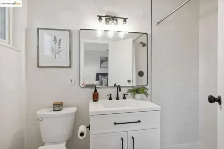 6419 Dallas Way, Sacramento, California 95823