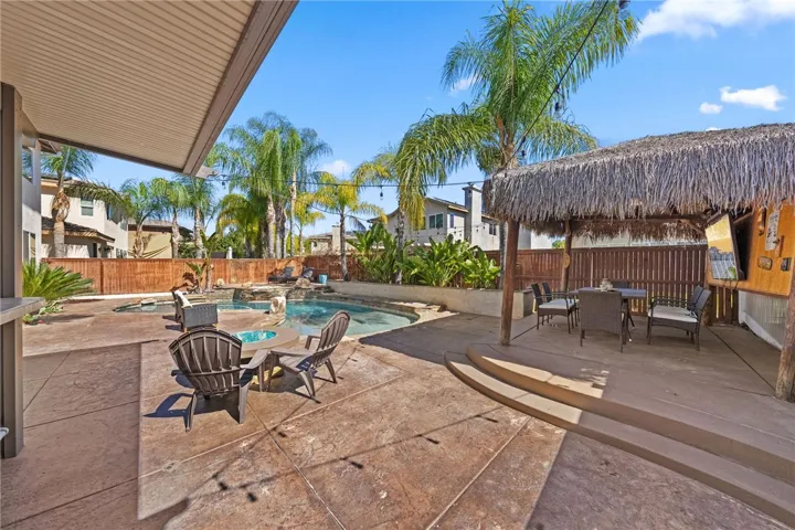 Gas fire pit & palapa patio