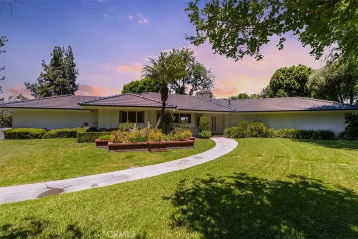 251 S Quintana Drive, Anaheim Hills, California 92807
