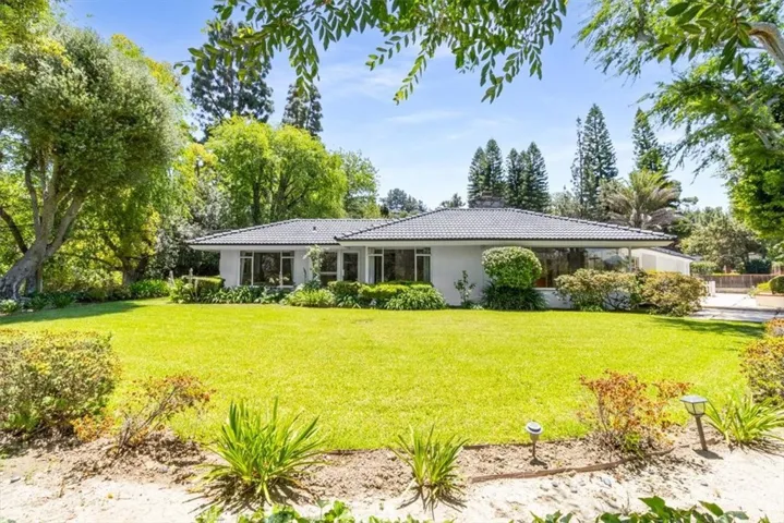 251 S Quintana Drive, Anaheim Hills, California 92807