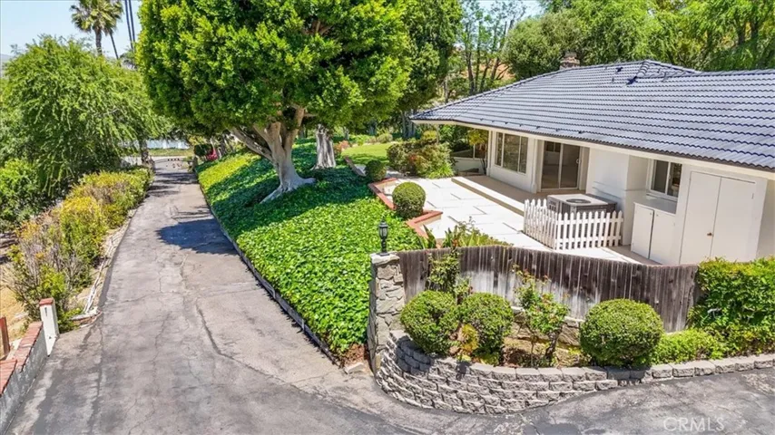 251 S Quintana Drive, Anaheim Hills, California 92807