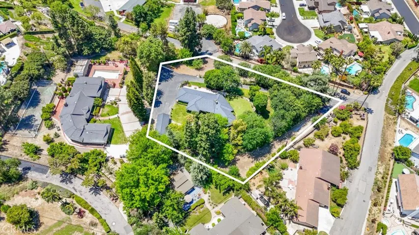 251 S Quintana Drive, Anaheim Hills, California 92807