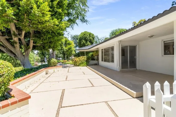 251 S Quintana Drive, Anaheim Hills, California 92807