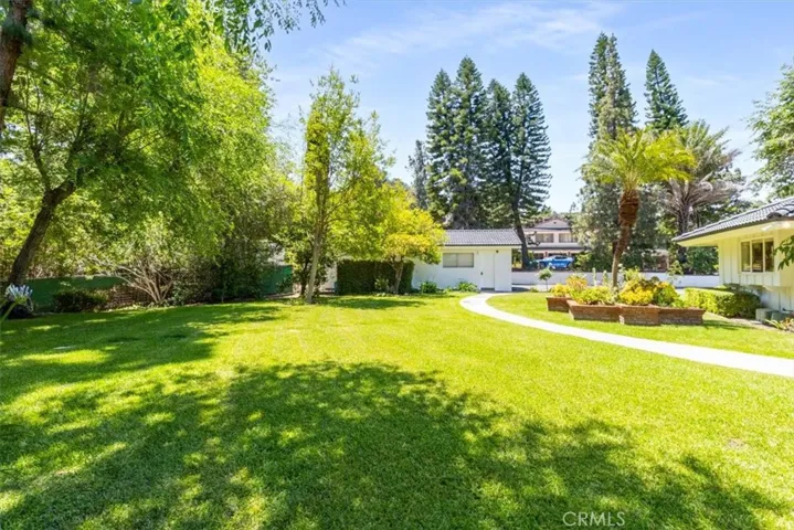 251 S Quintana Drive, Anaheim Hills, California 92807