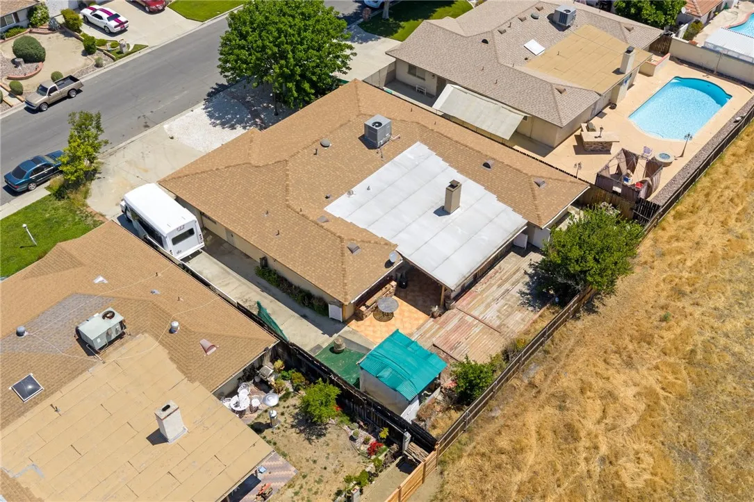 42153 Carnegie Avenue, Hemet, California 92544 home-pic-15