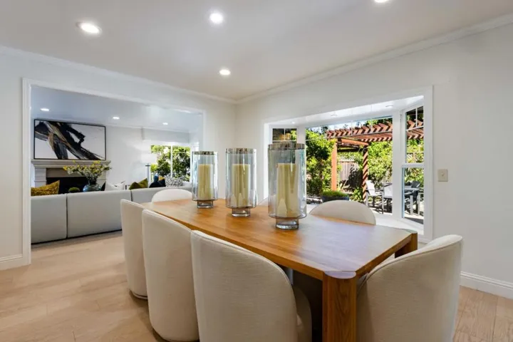 86 Rittenhouse Avenue, Atherton, California 94027