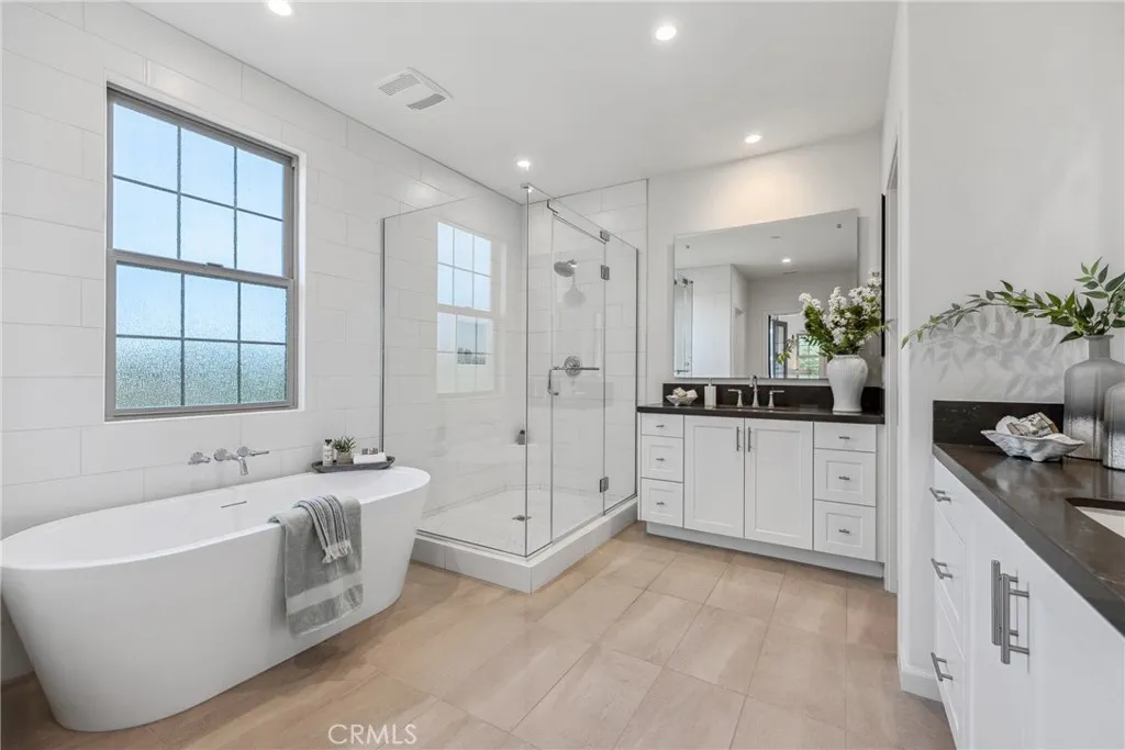 200 Canterbury, Irvine, California 92618 home-pic-61