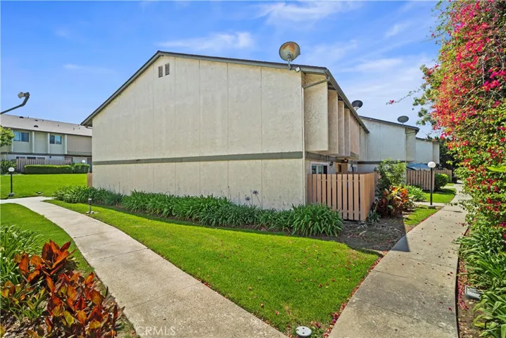 2300 S Hacienda Boulevard F8, Hacienda Heights, California 91745