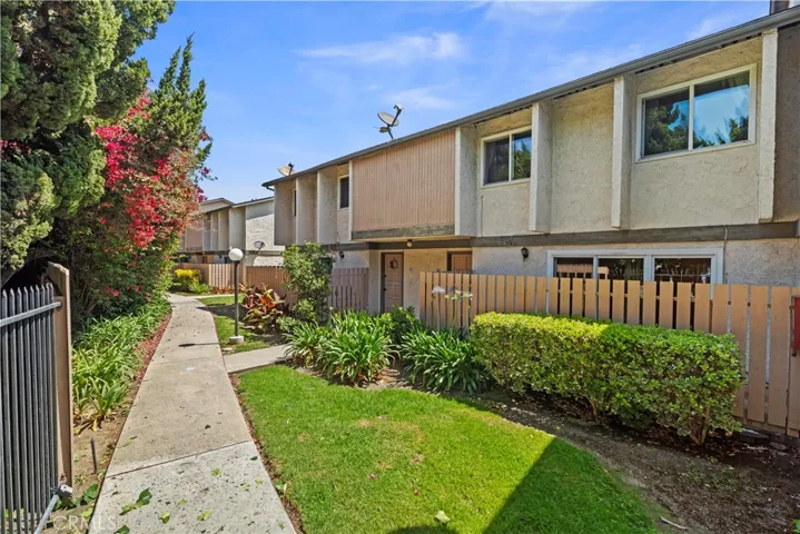 2300 S Hacienda Boulevard F8, Hacienda Heights, California 91745