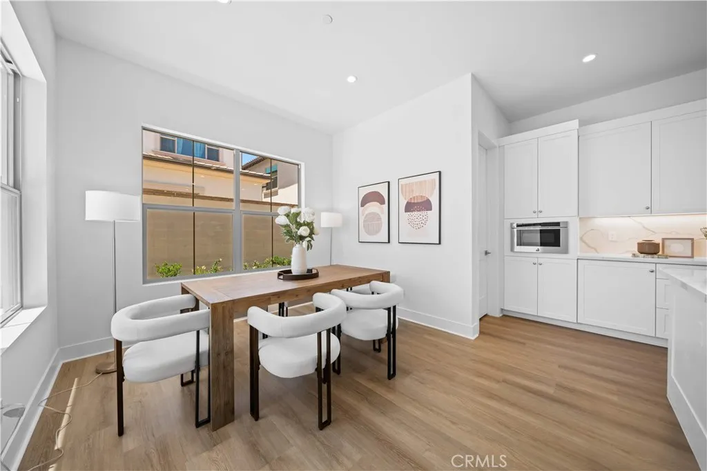 114 Eversedge, Irvine, California 92618 home-pic-16