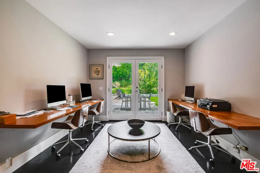 422 Parkwood Drive, Los Angeles, California 90077 home-pic-19