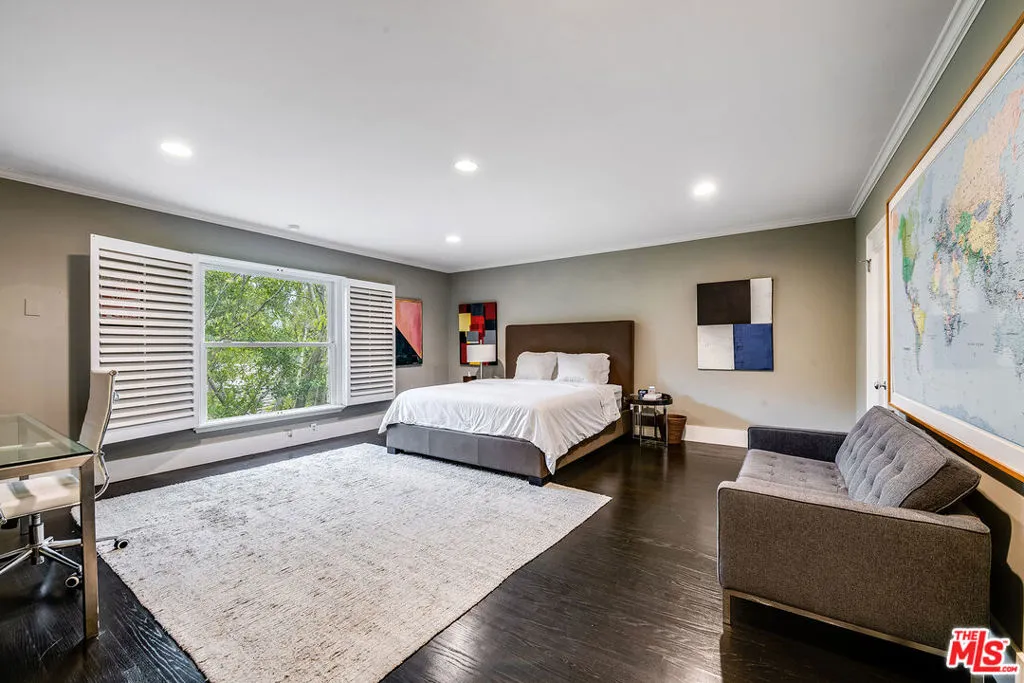 422 Parkwood Drive, Los Angeles, California 90077 home-pic-21