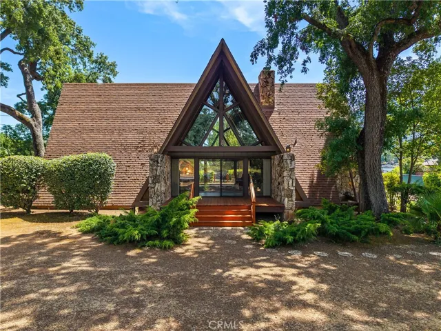 8475 Palace Drive, Kelseyville, California 95451