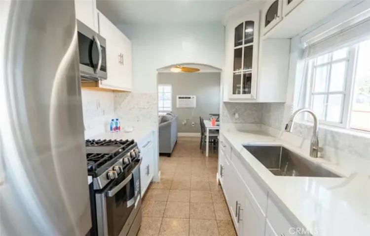 1390 Gundry Avenue, Long Beach, California 90813