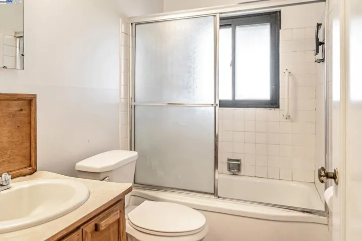 24443 Marie Dr, Hayward, California 94542