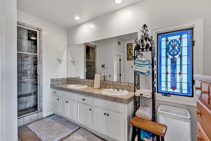 1532 Kensing Lane, North Tustin, California 92705