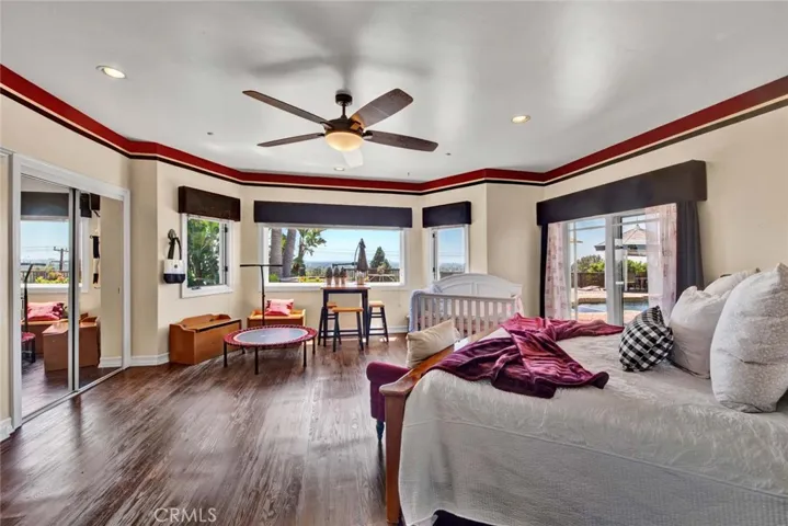 1532 Kensing Lane, North Tustin, California 92705