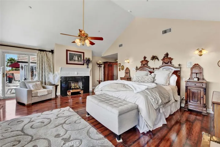 1532 Kensing Lane, North Tustin, California 92705