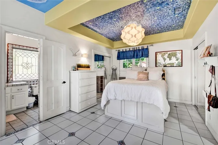 1532 Kensing Lane, North Tustin, California 92705