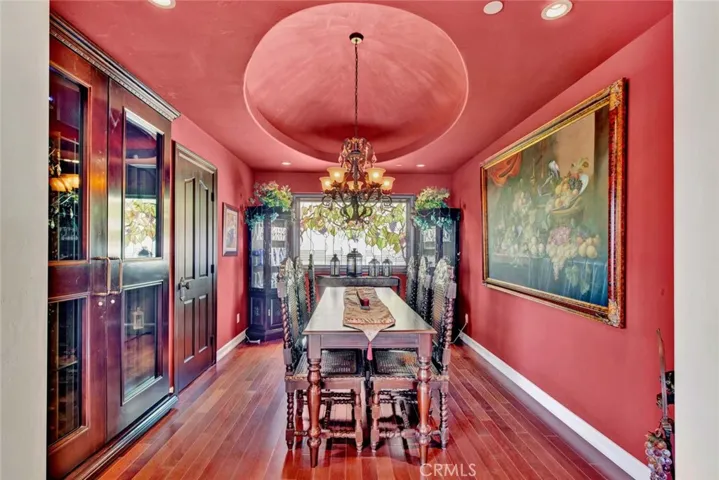 1532 Kensing Lane, North Tustin, California 92705