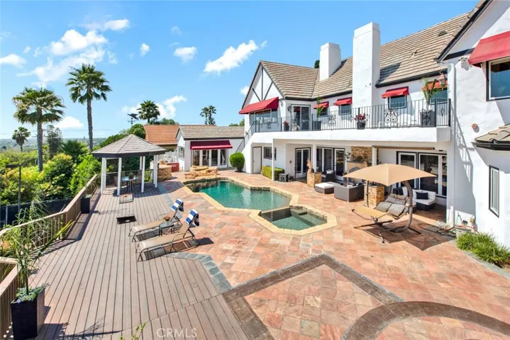 1532 Kensing Lane, North Tustin, California 92705