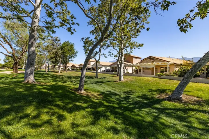 689 Twin Hills Drive, Banning, California 92220