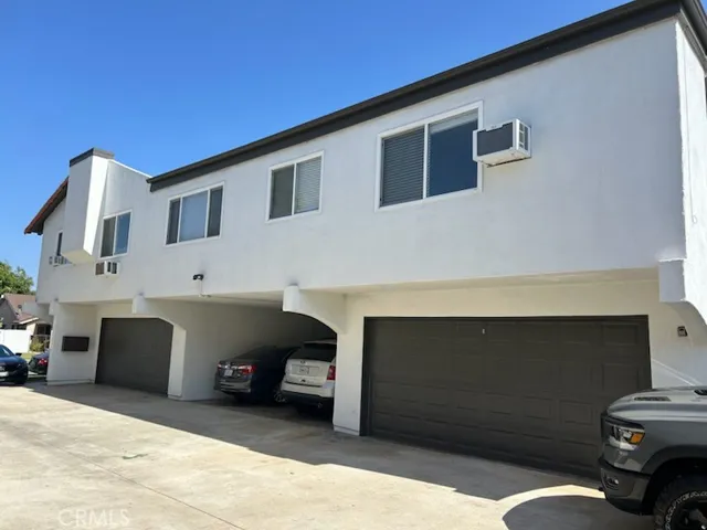 850 N Kathleen Lane, Orange, California 92867