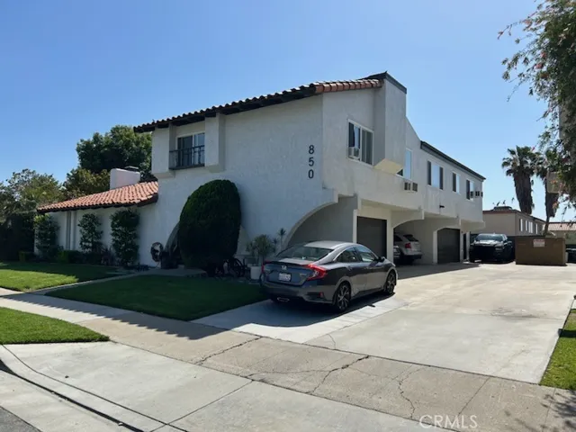 850 N Kathleen Lane, Orange, California 92867