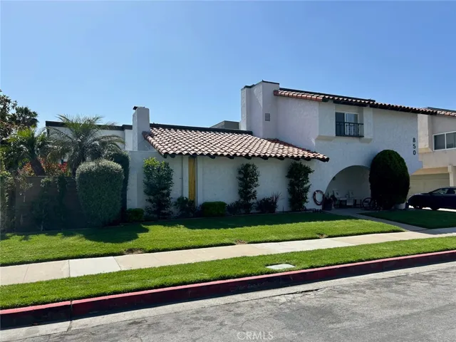 850 N Kathleen Lane, Orange, California 92867