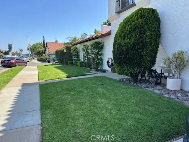 850 N Kathleen Lane, Orange, California 92867