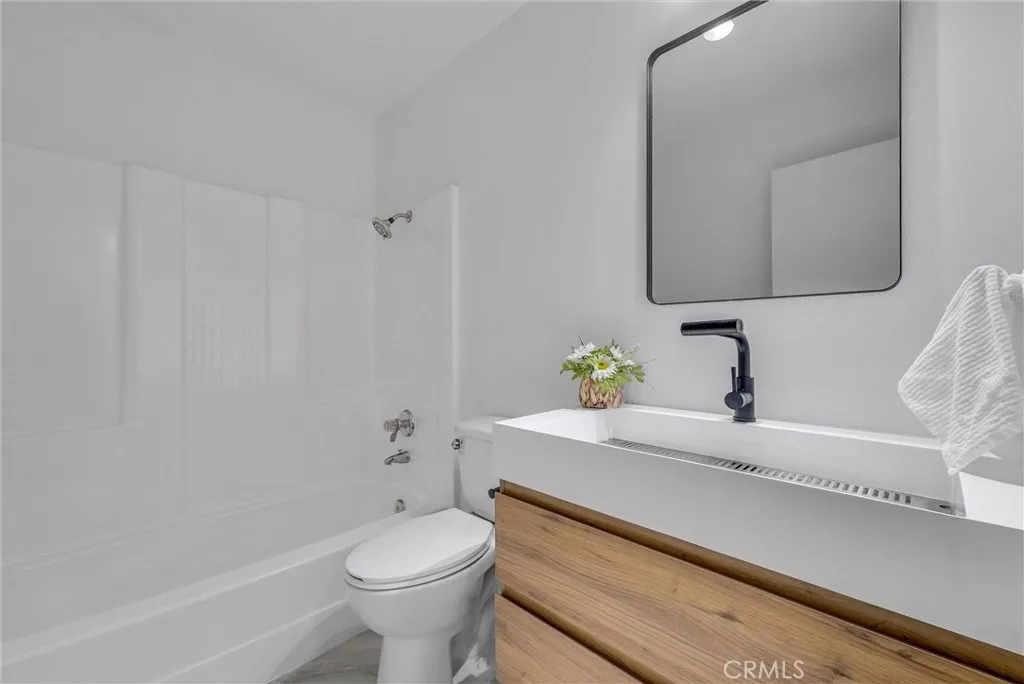 11050 Camden Way, Stanton, California 90680 home-pic-12