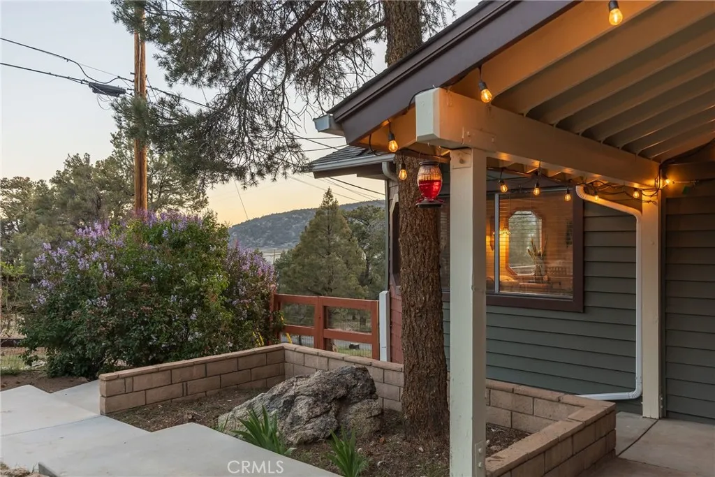 1841 Golden Rod Avenue, Big Bear City, California 92314 home-pic-5