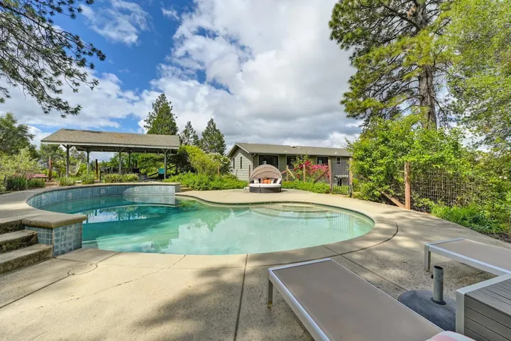 2640 Gayle Lane, Auburn, California 95602