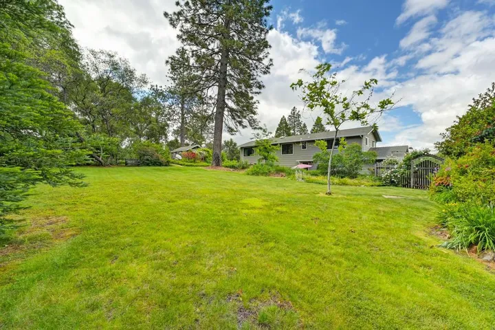 2640 Gayle Lane, Auburn, California 95602