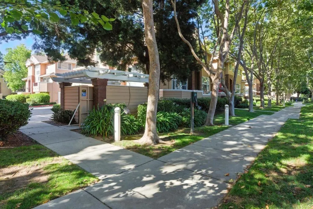 553 Mill River Lane, San Jose, California 95134 home-pic-42