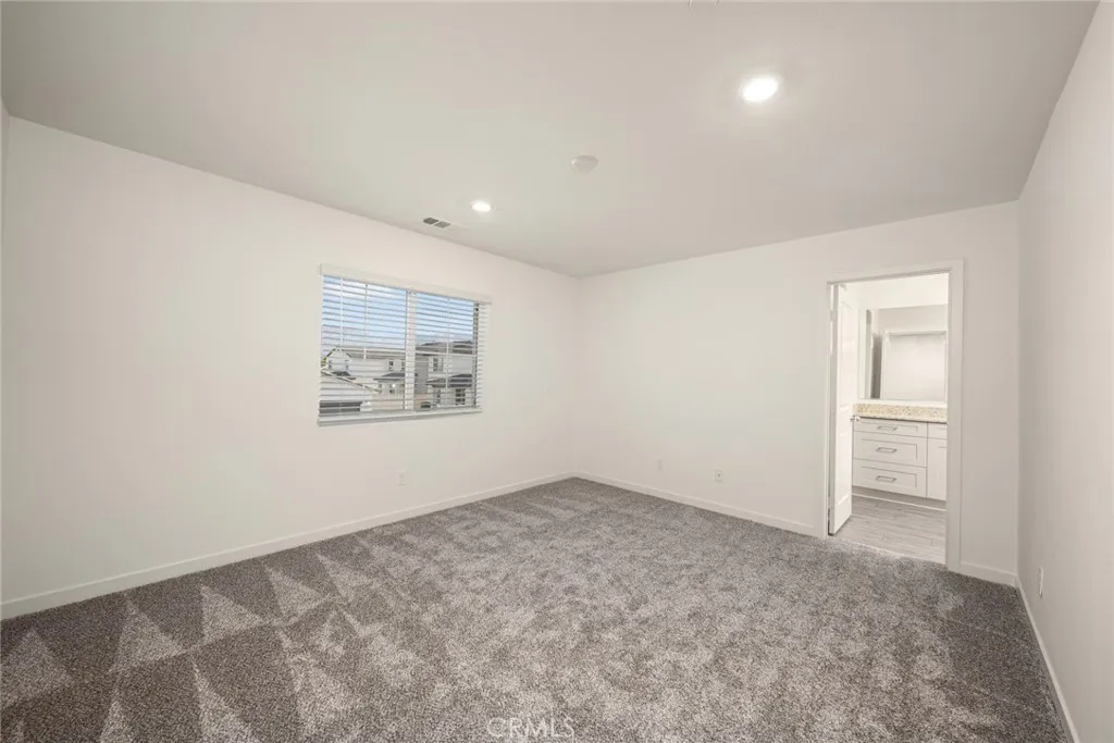 42499 Aruba Court, Indio, California 92201 home-pic-4