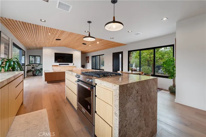 19778 Grand View Drive, Topanga, California 90290