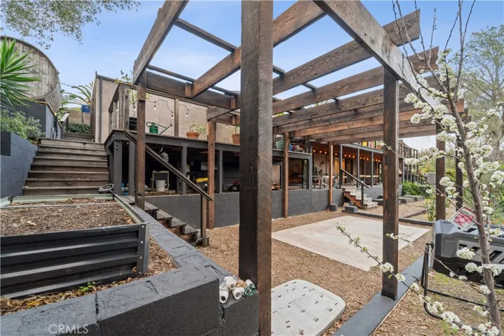 19778 Grand View Drive, Topanga, California 90290