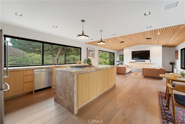 19778 Grand View Drive, Topanga, California 90290