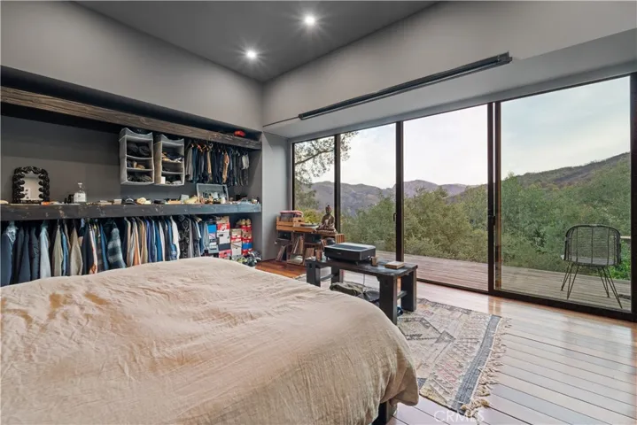 Guest unit